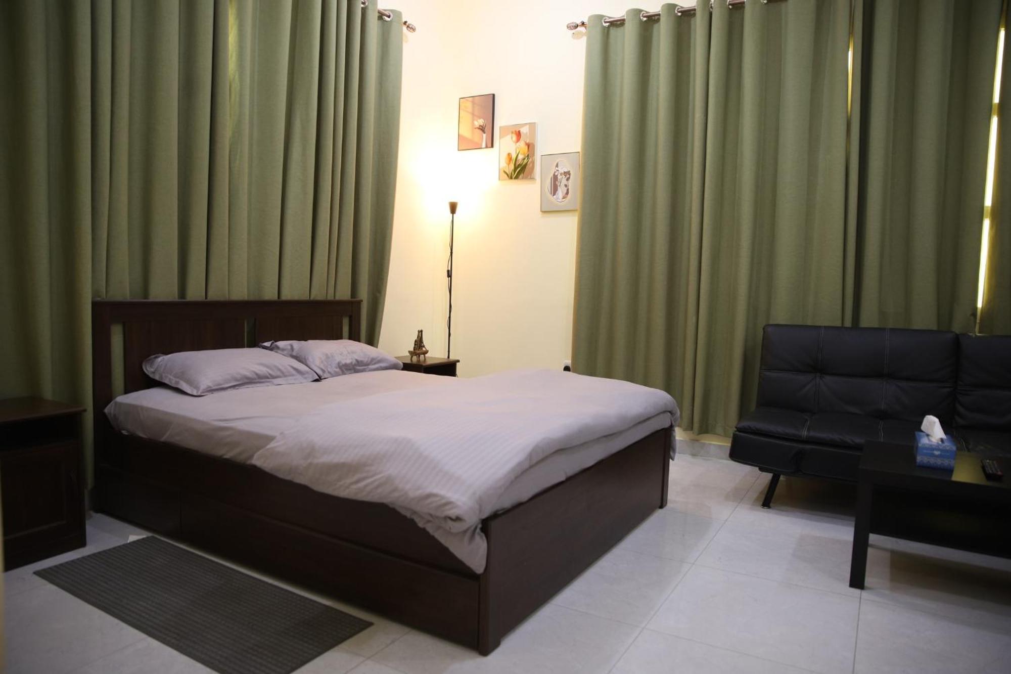 Luxury Private Studio Apartment Close To Airport Abu Zabi Zewnętrze zdjęcie
